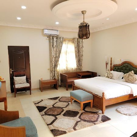 Afri-Royal Hotel Accra Exterior photo