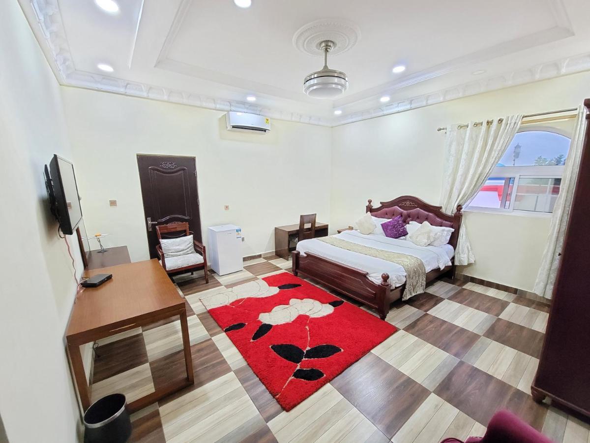 Afri-Royal Hotel Accra Exterior photo